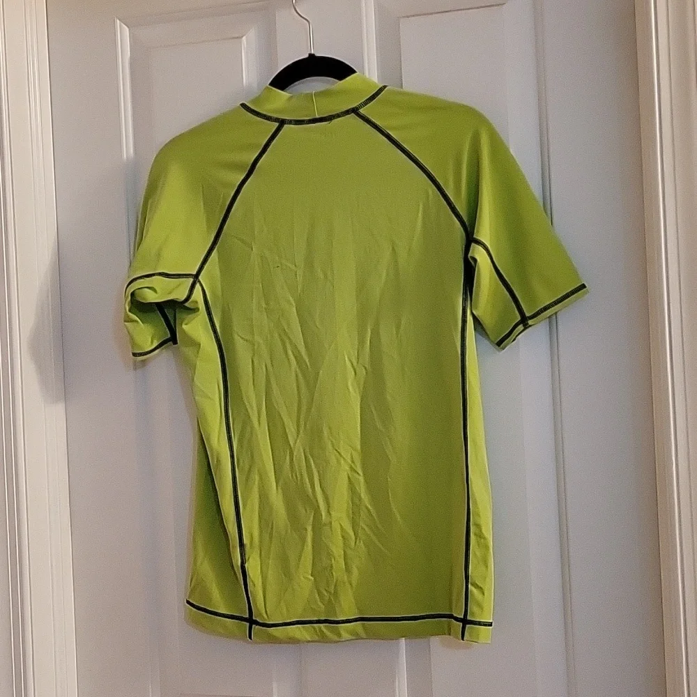 Lands end lime green rashguard large
